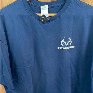 Realtree Men's Blue T-Shirt